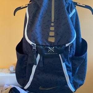 Nike elite basketball backpack